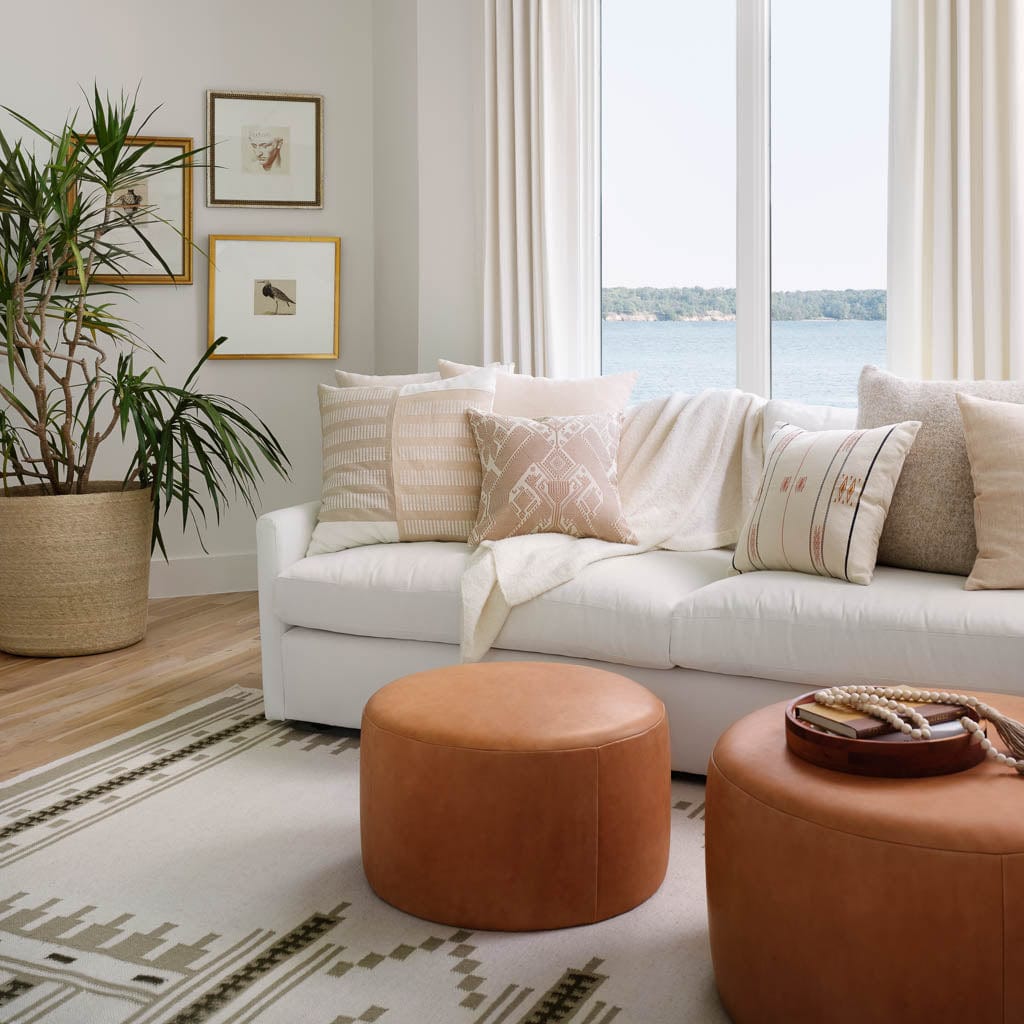 Torres Runde Leder-Ottomane – Mittel & Groß